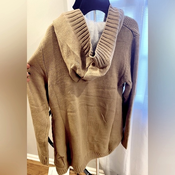 🍁Brand New Never Worn Cardigan! ~ Size Small - Picture 5 of 12